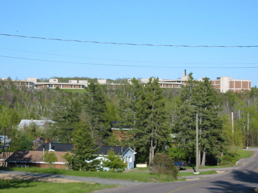 School from Boars Head Road